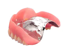 金属床義歯とは？